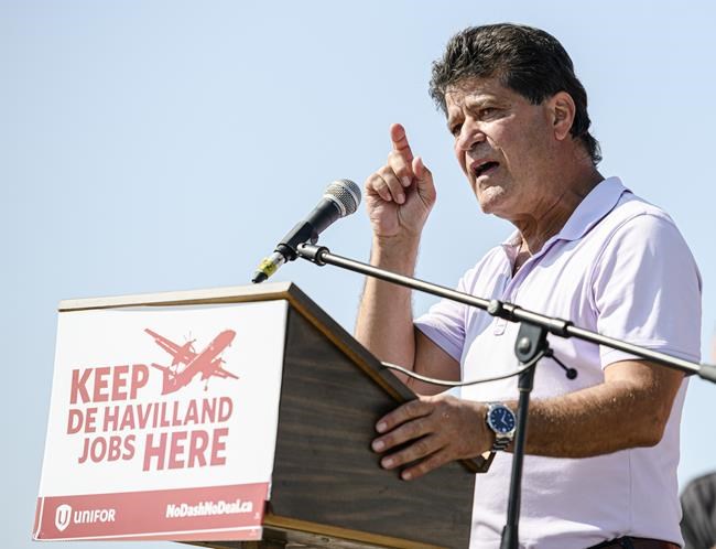 President of Unifor Jerry Dias makes remarks to the De Havilland picket line at the Downsview plant in Toronto on Tuesday, August 24, 2021. Dias said at the north Toronto rally that he and the 700 workers represented by Unifor Local 673 and 112 are determined to get the company back to the bargaining table and closer to an agreement that is fair to staff. THE CANADIAN PRESS/Christopher Katsarov