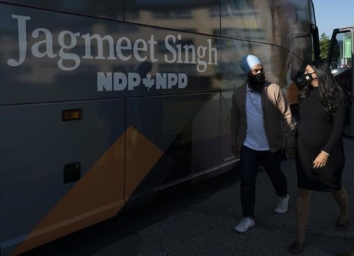 NDP Leader Jagmeet Singh and his wife, Gurkiran Kaur, arrive at Université de Sherbrooke, in Sherbrooke, Que., Friday, Sept. 17, 2021. THE CANADIAN PRESS/Jonathan Hayward