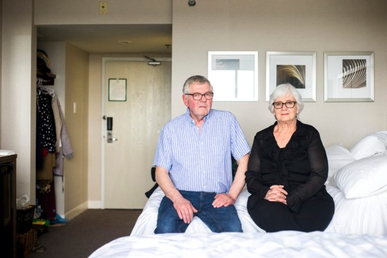 Jones and Christa Ferreira decided to leave their house north of St. Adolphe on April 30 after receiving a voluntary evacuation notice from the Municipality of Ritchot. (Mikaela MacKenzie / Winnipeg Free Press)