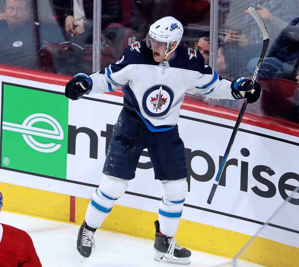TREVOR HAGAN / WINNIPEG FREE PRESS FILES
Winnipeg Jets' Andrew Copp will replace injured Adam Lowry as the centre for the team's third line.