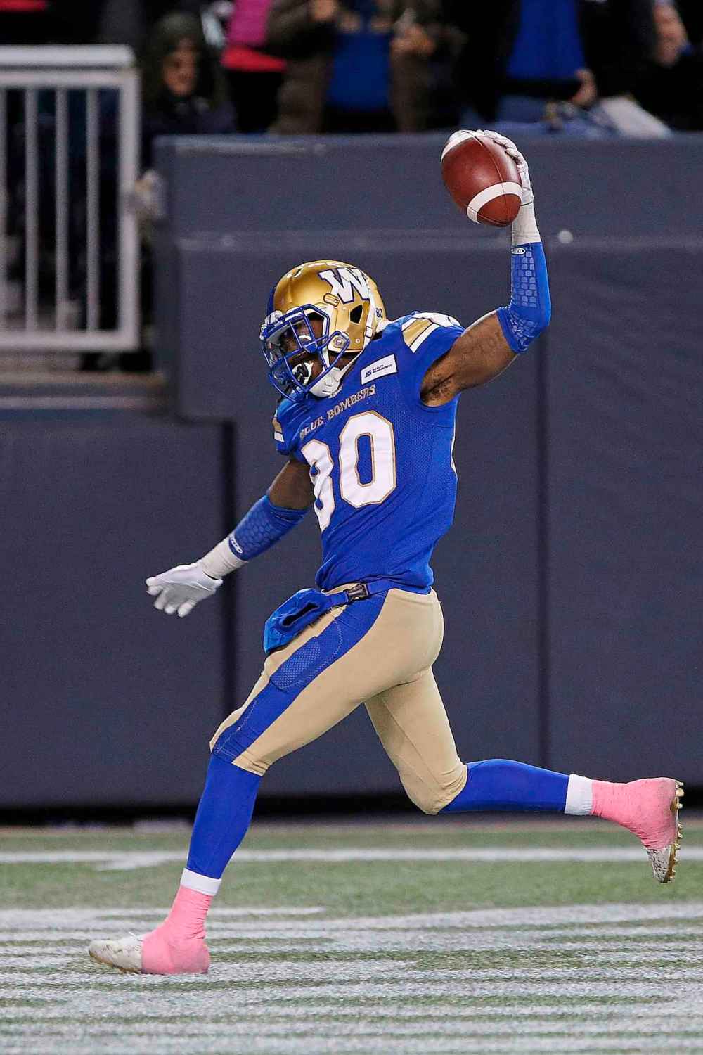 CP
Winnipeg Blue Bombers' Janarion Grant (80) celebrates his punt return touchdown against B.C. Lions during the second half. (John Woods / The Canadian Press)