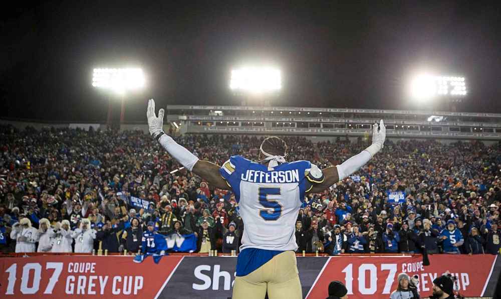 THE CANADIAN PRESS/Todd Korol
The Winnipeg Blue Bombers got a jump on the CFL's free agency market when they re-signed Willie Jefferson to a two-year contract extension Monday.