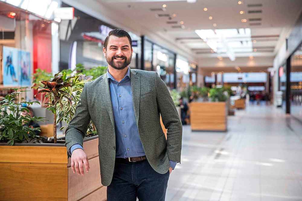 MIKAELA MACKENZIE / WINNIPEG FREE PRESS
Kyle Waterman, general manager of St. Vital Centre: 'We're pretty excited. It’s a big piece of work.