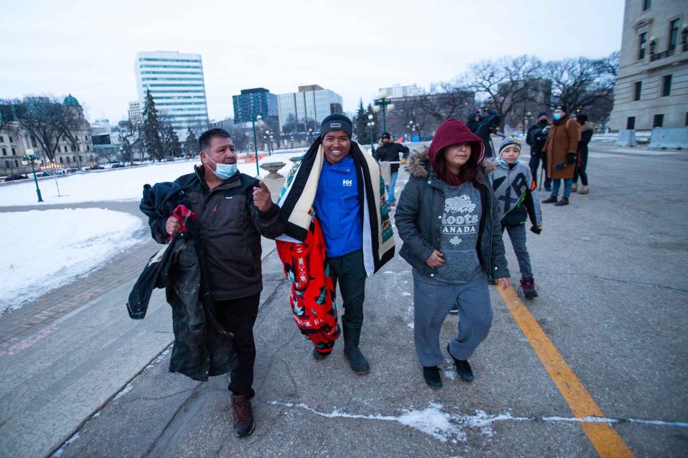 Daniel Crump
Daniel Crump / Winnipeg Free Press
Manny Green walked and ran from Berens River to Winnipeg over the last 11 days hoping to raise $20,000 for the families of the victims of a Oct. 21 car crash.