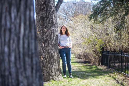 MIKAELA MACKENZIE / WINNIPEG FREE PRESS
Kari Miller, who has has connected her academic interest in thanatology to ecological grief.