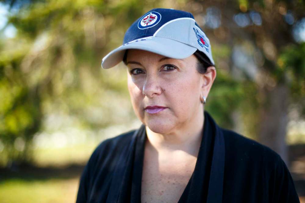 MIKE DEAL / WINNIPEG FREE PRESS
Michelle Bailey feels lucky to have found a job that pays her bills and that she enjoys.