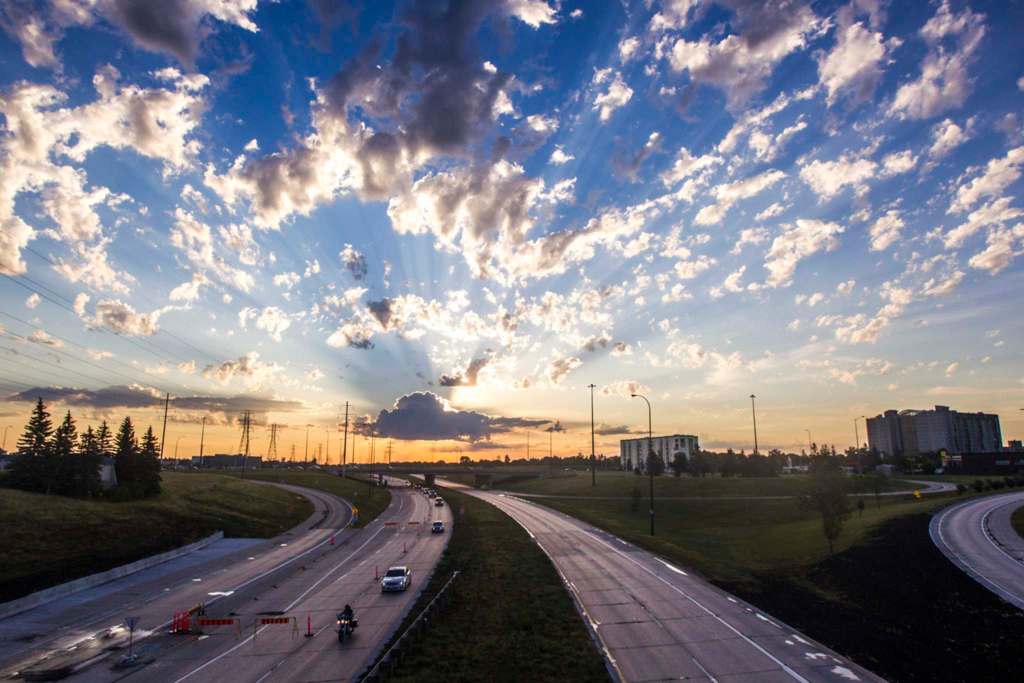 MIKAELA MACKENZIE / WINNIPEG FREE PRESS FILES
A new survey has found the majority of city residents support the effort to rename Bishop Grandin Boulevard (pictured).