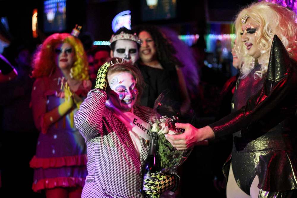 Drag in the Peg
Drag king Dirt is crowned Club 200 Entertainer of the Year 2019-2020, in the fall of 2019.