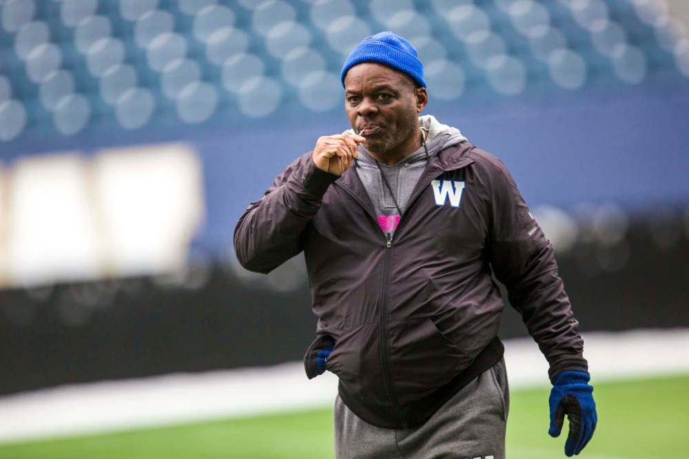 MIKAELA MACKENZIE / WINNIPEG FREE PRESS FILES
Blue Bombers defensive co-ordinator Richie Hall says he will have confidence in whoever starts in the club's secondary this season.