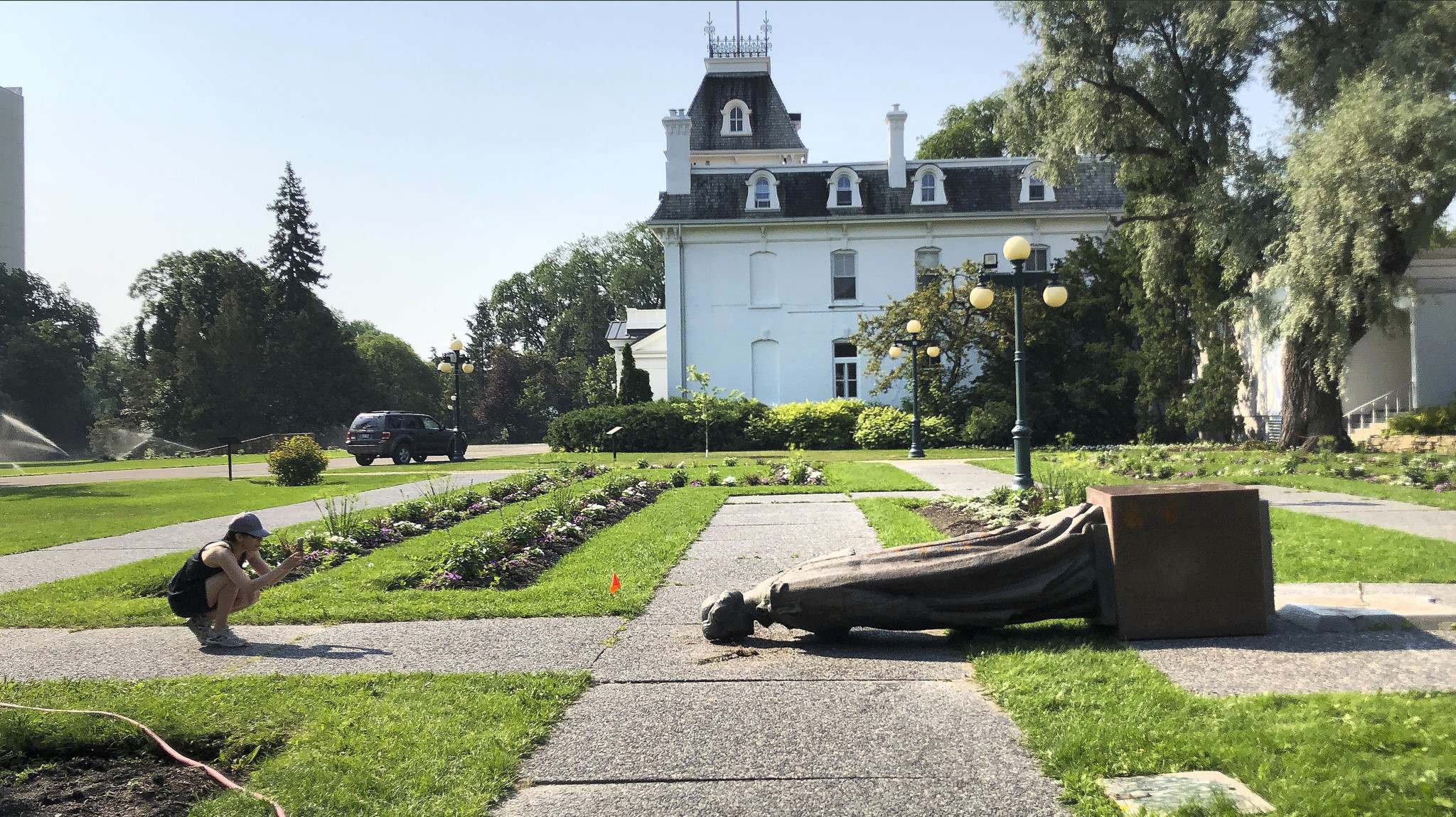 Manitoba premier says statues will be rebuilt Winnipeg Free Press