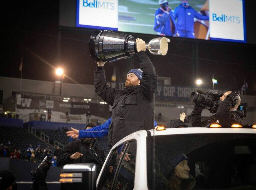 Bombers O-lineman Patrick Neufeld has signed on to spend his eighth season with the Blue and Gold. (Jessica Lee / Winnipeg Free Press files)