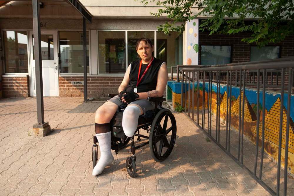 Andy Blacklaw, who requires daily dialysis, is one of the people who has received a working air conditioner from the Mutual Aid Society. (Daniel Crump / Winnipeg Free Press)
