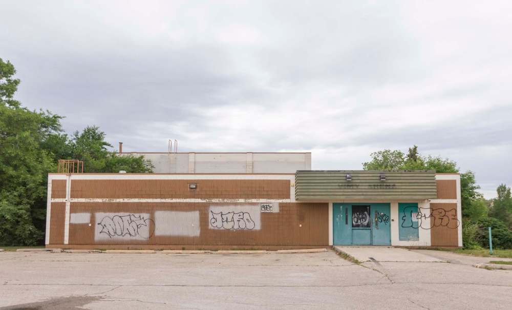 Mayor defends Vimy Arena sale process Winnipeg Free Press