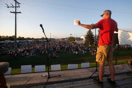 JOHN WOODS / WINNIPEG FREE PRESSShawn Enns, event organiser, speaks to the crowd at the rally.