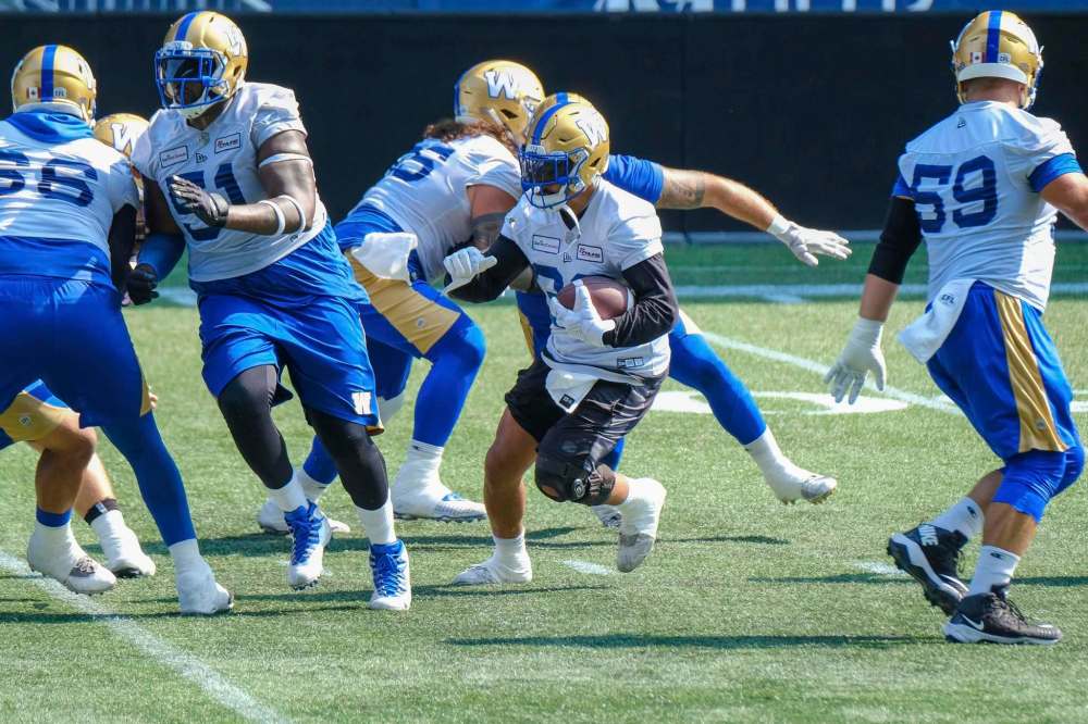 MIKE DEAL / WINNIPEG FREE PRESS
Blue Bombers RB Andrew Harris says success against the Roughriders this weekend and next is crucial.