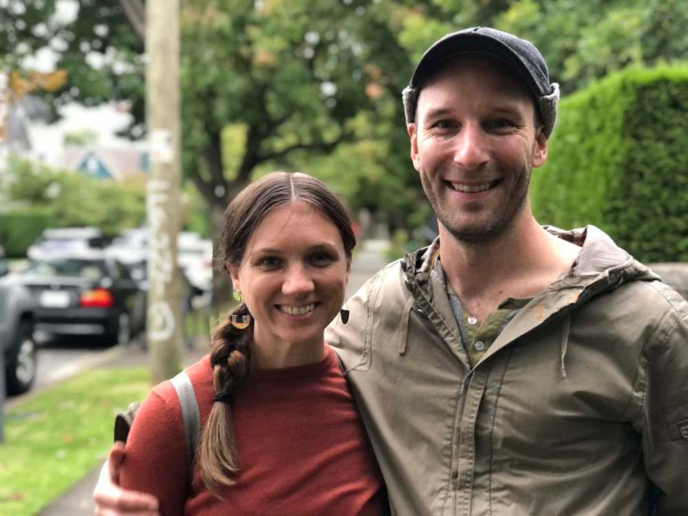 Vancouver residents Devin Vranckaert (right) and Gina Loes feel no party has adequate plans to help families find an affordable home. (Dylan Robertson / Winnipeg Free Press)