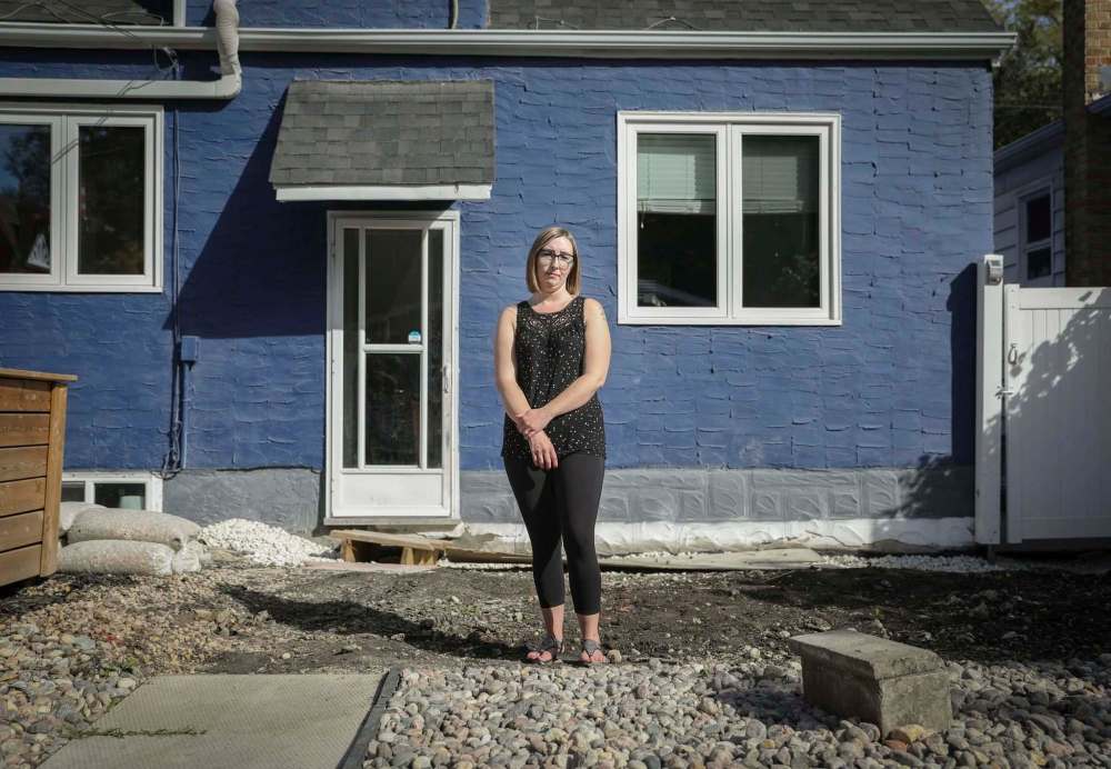 JESSICA LEE / WINNIPEG FREE PRESS
It will cost over $100,000 to fix damage to Kaitlyn Bialek’s home, caused when a city contractor’s sewer project went wrong on Semple Avenue.
