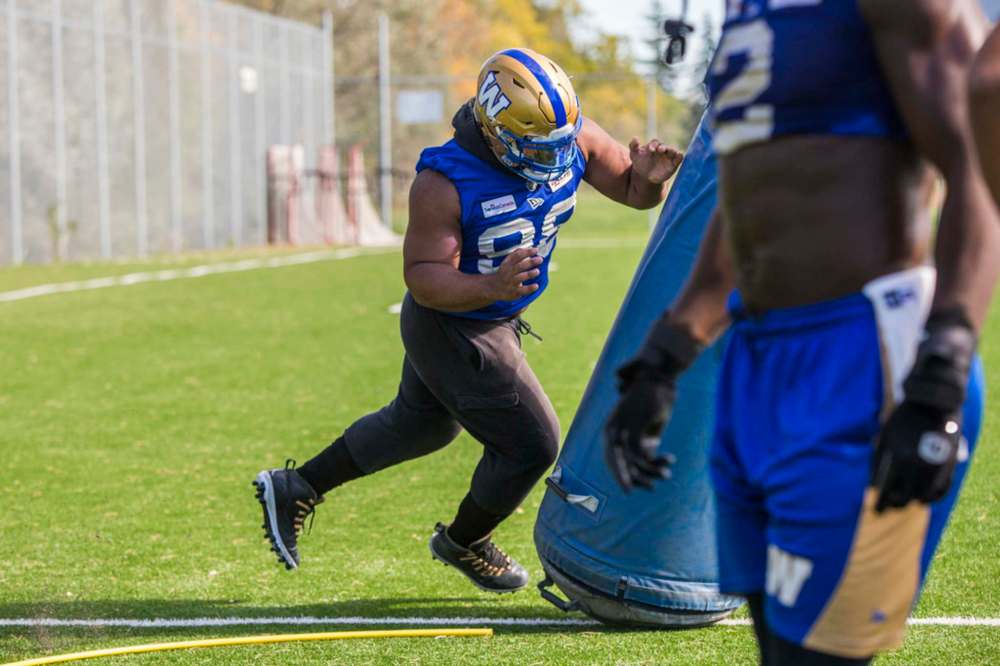 MIKAELA MACKENZIE / WINNIPEG FREE PRESS
Steven Richardson at Bombers practice in Winnipeg on Monday.