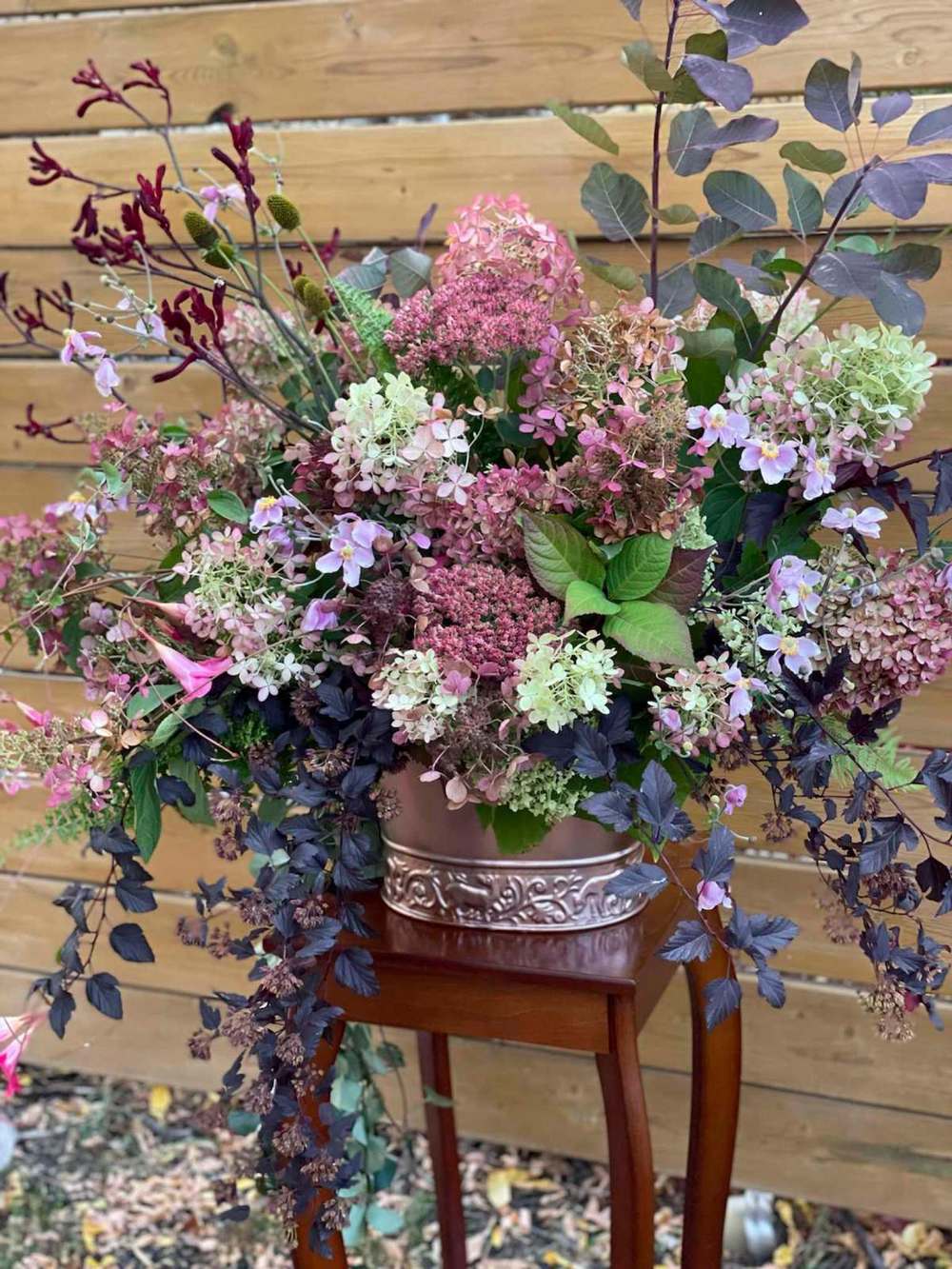 Amanda Plamondon
To illustrate the importance of growing thirsty hydrangeas with a diverse mix of plants, Winnipeg floral designer Amanda Plamondon created this arrangement from the fall garden.