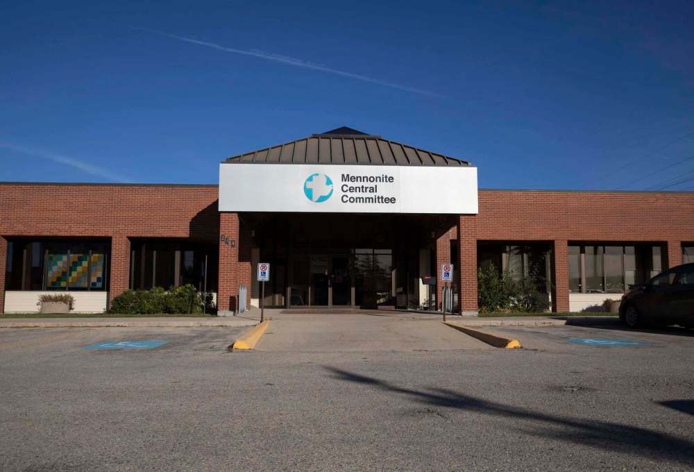 JESSICA LEE / WINNIPEG FREE PRESS
The Mennonite Central Committee building on Plaza Drive, built in 1986, has been put up for sale to see what interest it might provoke.