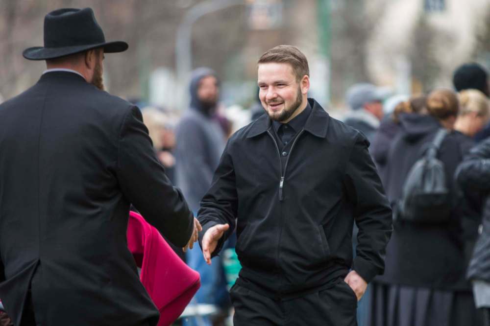MIKAELA MACKENZIE / WINNIPEG FREE PRESS FILES
Tobias Tissen at a protest against pandemic restrictions in May.