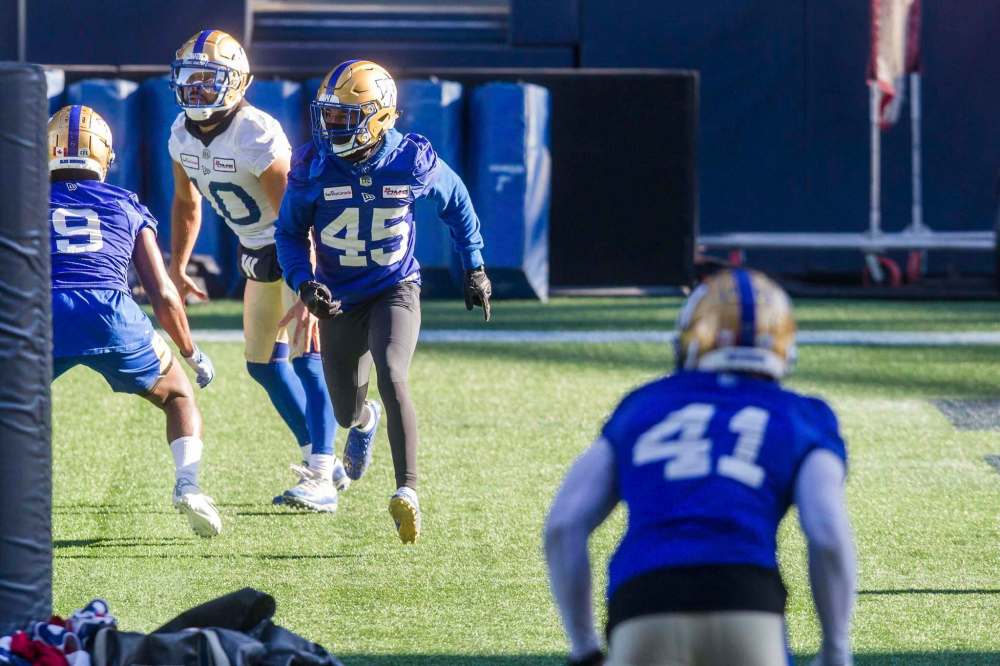 MIKAELA MACKENZIE / WINNIPEG FREE PRESS
DeAundre Alford at Bombers practice at IG Field in Winnipeg on Thursday.