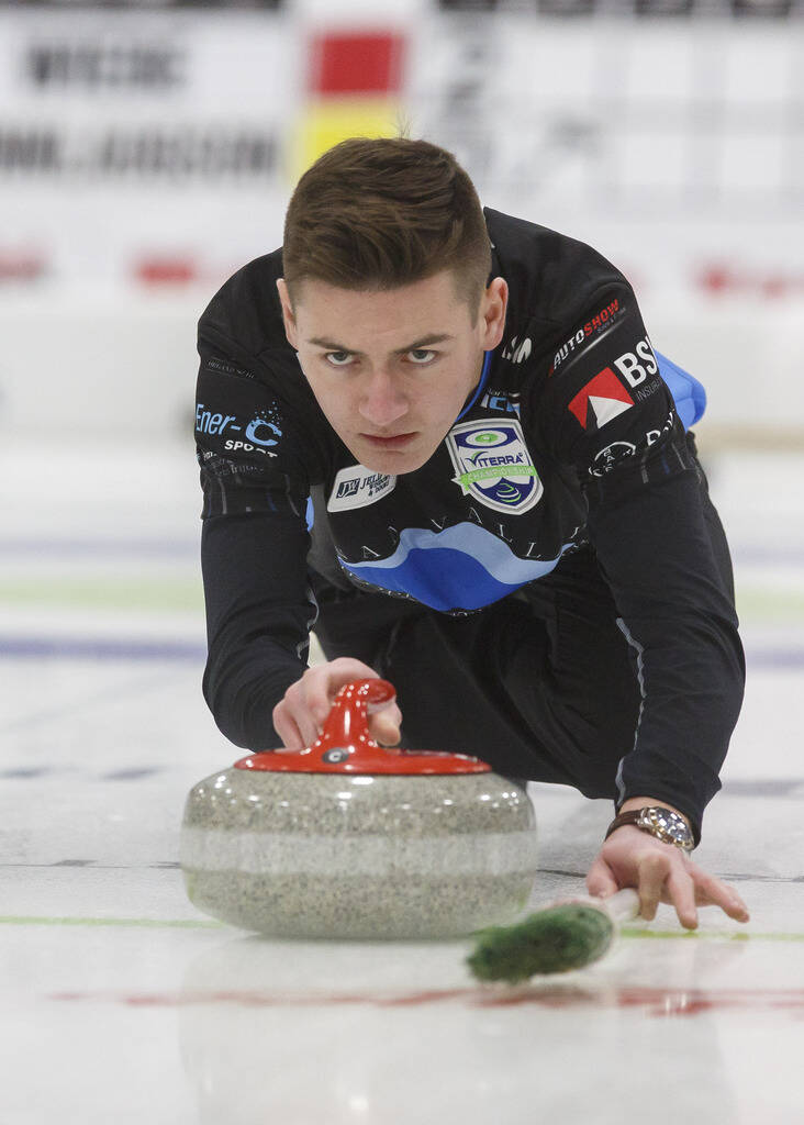 MIKE DEAL / WINNIPEG FREE PRESS files
Ryan Wiebe and his team are making a habit of defeating Jason Gunnlaugson’s rink at the Viterra Championship.