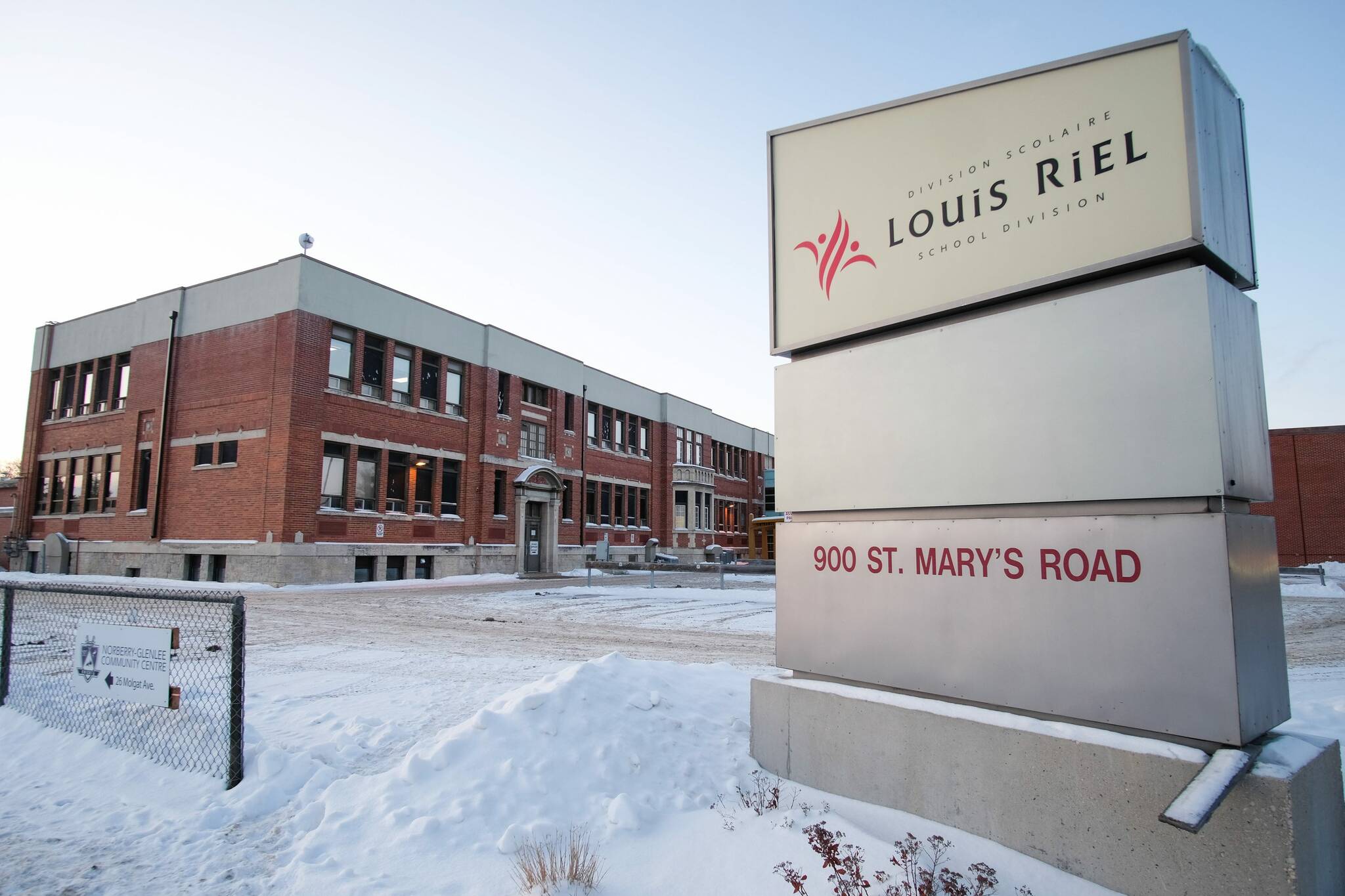 Collège JeanneSauvé construction forces multipleschool student shuffle Winnipeg Free Press