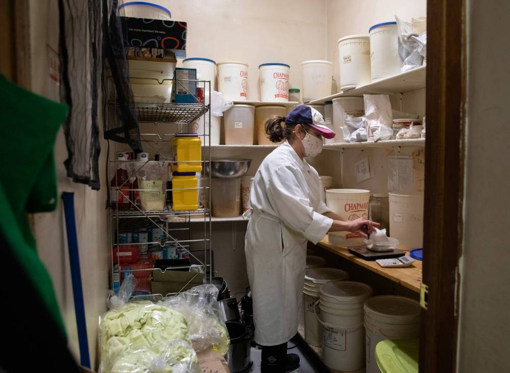 JESSICA LEE / WINNIPEG FREE PRESS
Michelle Mansell, daughter of owners John and Linda Frig, says customers can tell what kind of mood her mother was in that day by the degree of spiciness in the pepperettes. Linda denies the claim.