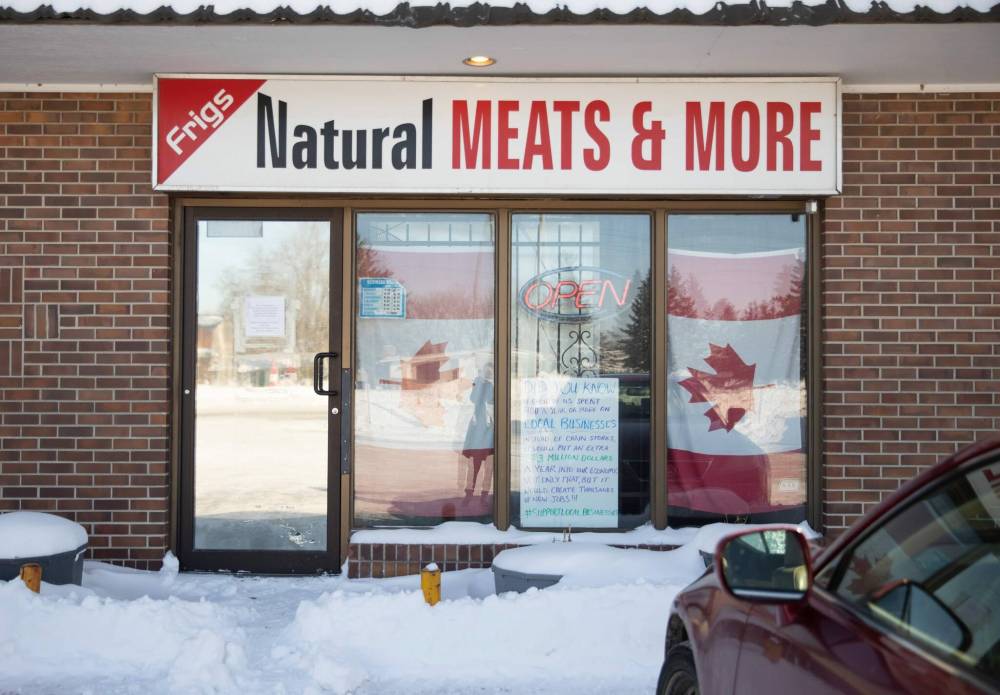 JESSICA LEE / WINNIPEG FREE PRESS
Frig’s Natural Meats & More on Main Street, just north of the Perimeter Highway, for 20 years.
