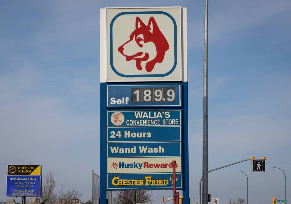 Gas at the Husky on the corner of Isabel Street and Pacific Avenue jumped to 189.9 on Monday. (Jessica Lee / Winnipeg Free Press)