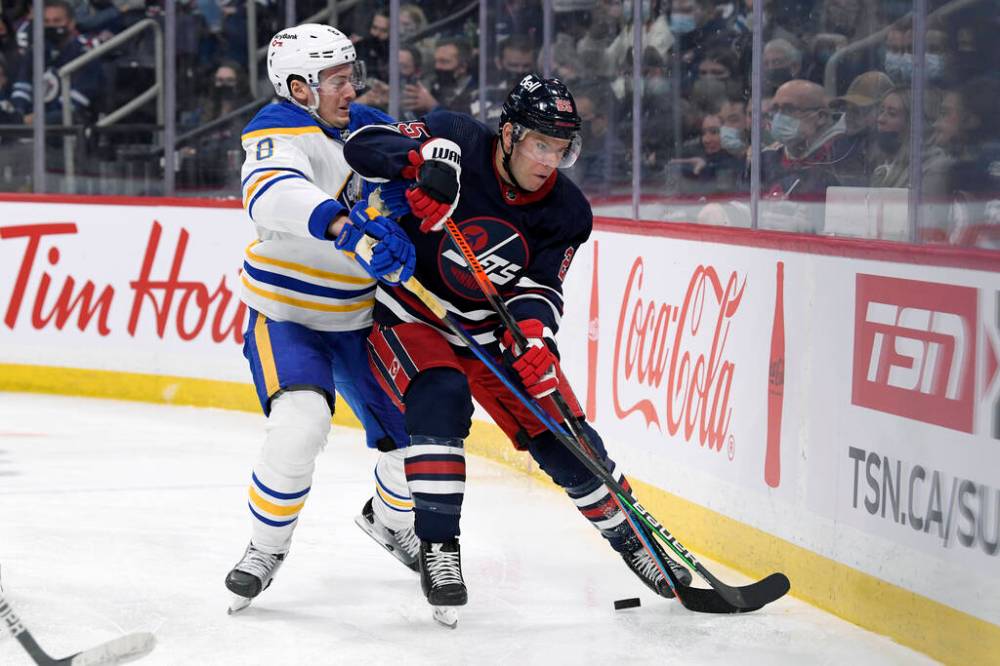 FRED GREENSLADE / CANADIAN PRESS FILESNo matter what happens, the fate of Paul Stastny will be clearer once the NHL trade deadline has passed Monday afternoon.