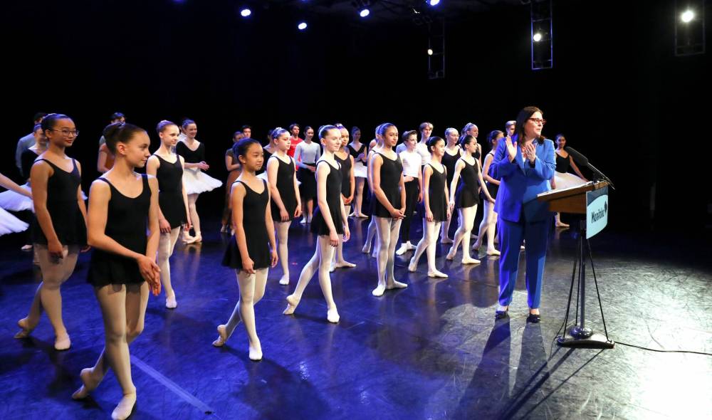 RUTH BONNEVILLE / WINNIPEG FREE PRESS
Premier Heather Stefanson makes large funding announcement for the Royal Winnipeg Ballet campus modernization project after a performance by the RWB dancers in their studio on Wednesday.