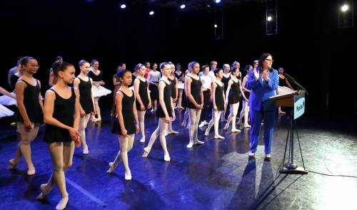 RUTH BONNEVILLE / WINNIPEG FREE PRESS
Premier Heather Stefanson makes large funding announcement for the Royal Winnipeg Ballet campus modernization project after a performance by the RWB dancers in their studio on Wednesday.