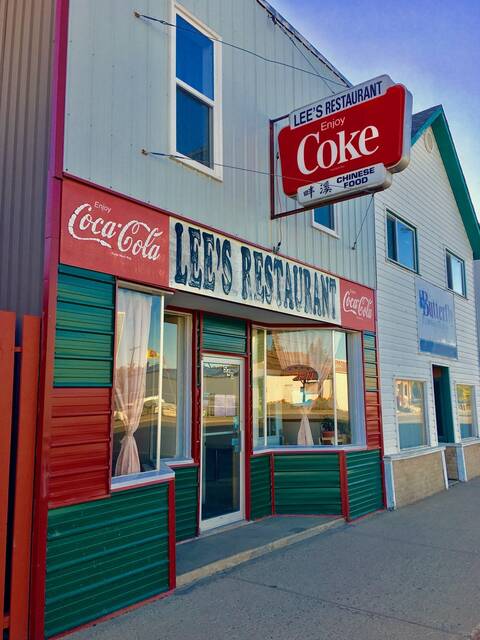 (Gord Mackintosh / Winnipeg Free Press) Lee’s is owned by Karen Li and has great food and terrific service.