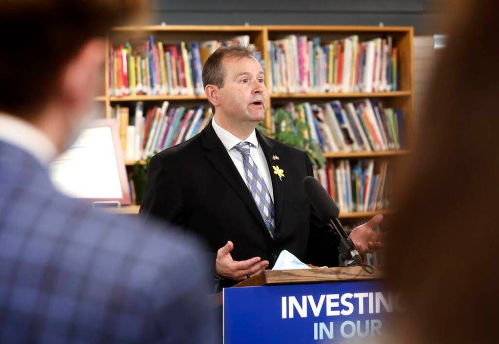 RUTH BONNEVILLE / WINNIPEG FREE PRESS
Education and Early Childhood Learning Minister Wayne Ewasko announced that the provincial government is providing an additional $7 million for students with disabilities and exceptional needs at General Byng School.