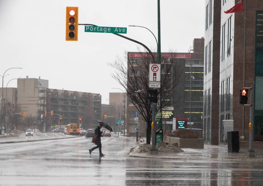 About 30 mm of rain is expected Saturday. (Jessica Lee / Winnipeg Free Press files)