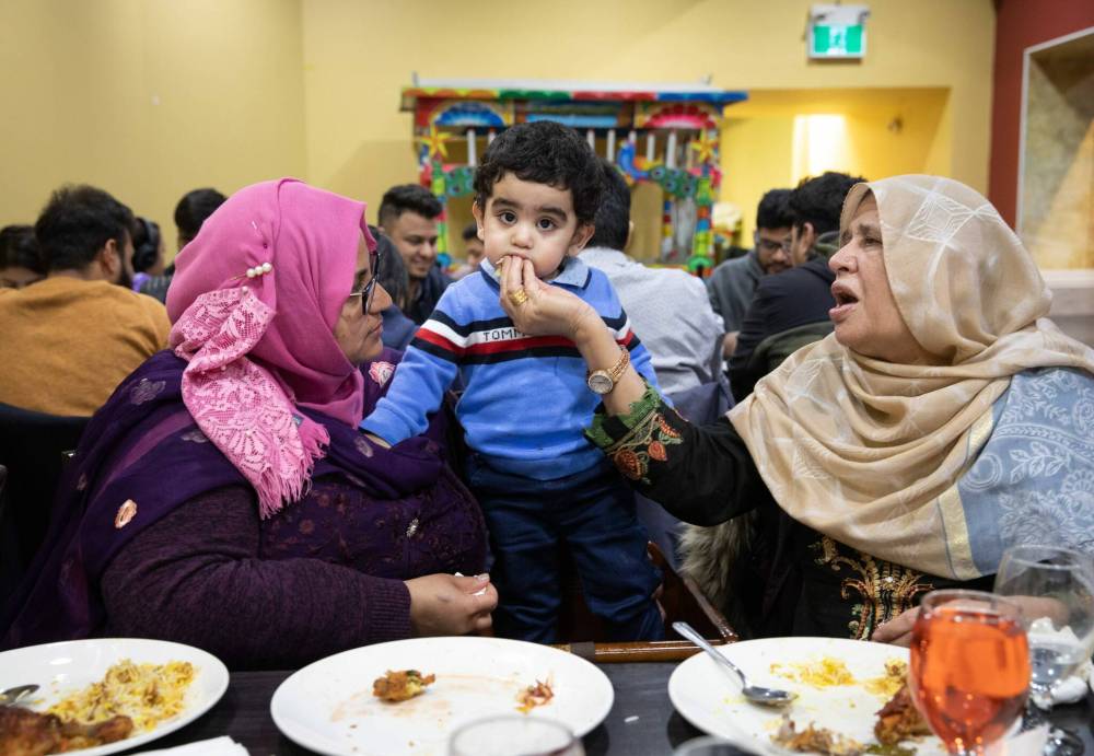 For Yasmeen Naeem, Ibrahim Name and Sughrain Umar, dining at Barbeque Hut-Pakistani Grill is often a family affair. (Jessica Lee / Winnipeg Free Press)