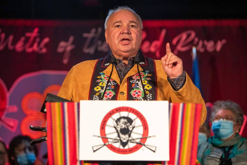 Manitoba Métis Federation President David Chartrand has argued at the national council level about who could legitimately claim Métis citizenship. (Daniel Crump / Winnipeg Free Press files)