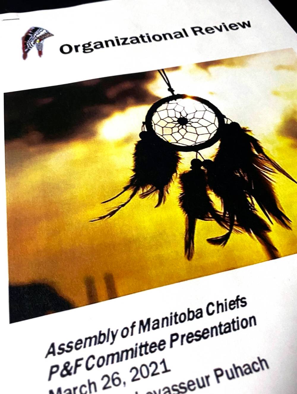 WINNIPEG FREE PRESS ILLUSTRATION
The external consultant’s report echoes the stories told by five women who recently worked for the assembly. They allege managers and executives who are close to Arlen Dumas, the suspended chief, bullied staff.
