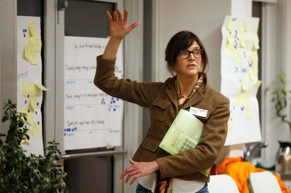 JOHN WOODS / WINNIPEG FREE PRESS
Sylvia Buchholz of Safe Speeds Winnipeg, speaks at a street speed town hall at Old Grace Housing Co-op in Winnipeg Thursday.