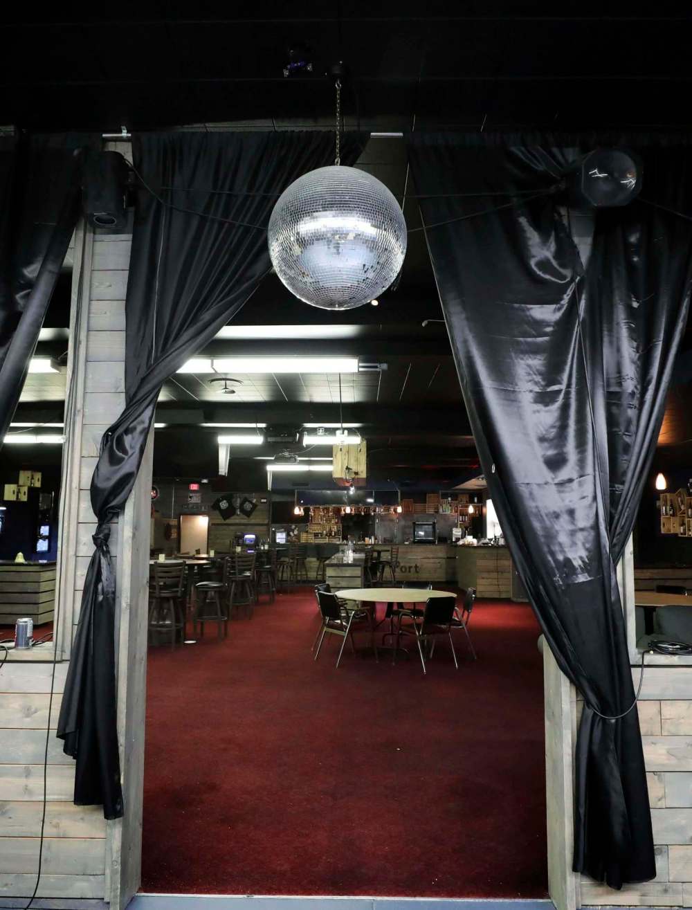 RUTH BONNEVILLE / WINNIPEG FREE PRESS
A functional restaurant is one of the building's amenities.