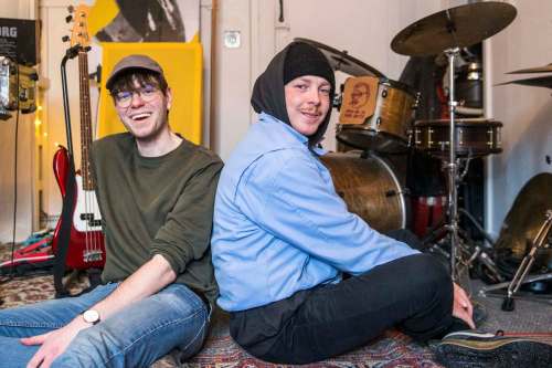 MIKAELA MACKENZIE / WINNIPEG FREE PRESS
Adam Fuhr (left), started the House of Wonders record label to support artists like Amos Nadlersmith, a.k.a. Amos the Kid.
