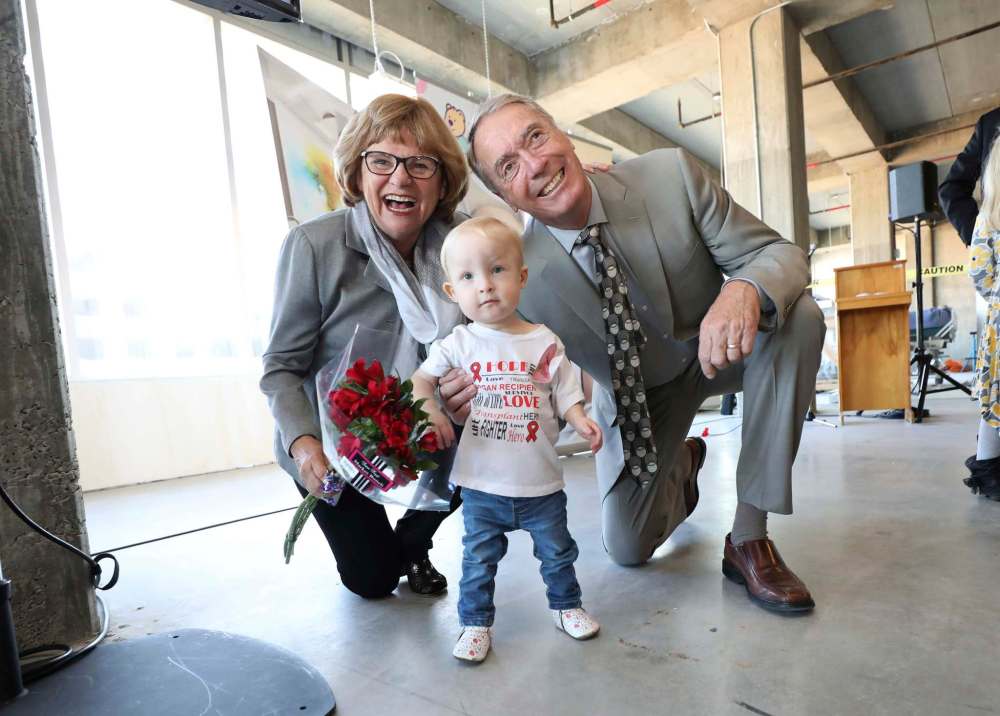 Gerry and Barb Price, shown here with Jaxon Miller last year, donated millions to the Children’s Hospital Heart Centre in 2019 and $20 million to the U of M on Wednesday. (Ruth Bonneville / Winnipeg Free Press files)