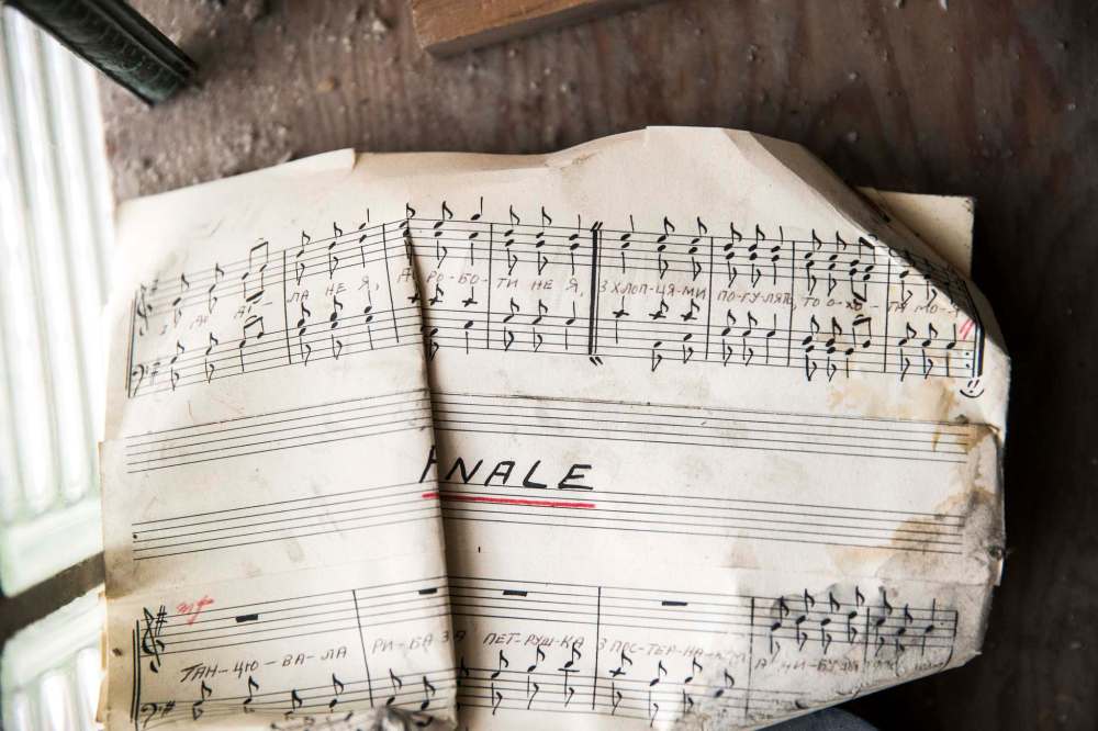 MIKAELA MACKENZIE / WINNIPEG FREE PRESS
Sheet music from a bygone era was uncovered during the renovation.