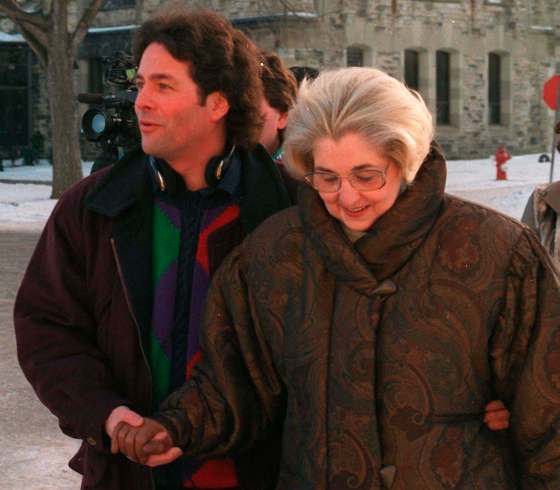 Joyce Milgaard and her son David walk outside the Supreme Court in Ottawa on Jan.22, 1999. Joyce Milgaard died at the age of 89 onSaturday. Fred Chartrand / The Canadian Press files