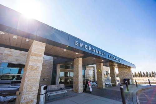 MIKAELA MACKENZIE / WINNIPEG FREE PRESS
The Selkirk Regional Health Centre, where a staff member tested positive for COVID-19, in Selkirk on Tuesday, March 31, 2020. Winnipeg Free Press 2020