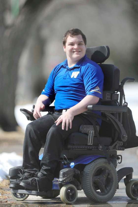 RUTH BONNEVILLE / WINNIPEG FREE PRESSJordan Rogodzinski, a Winnipegger living with cerebral palsy, has been hosting his own YouTube sports show, Jordan's 411 Sports Show, since 2015. This is the last year Jordan will be filming at his high school.