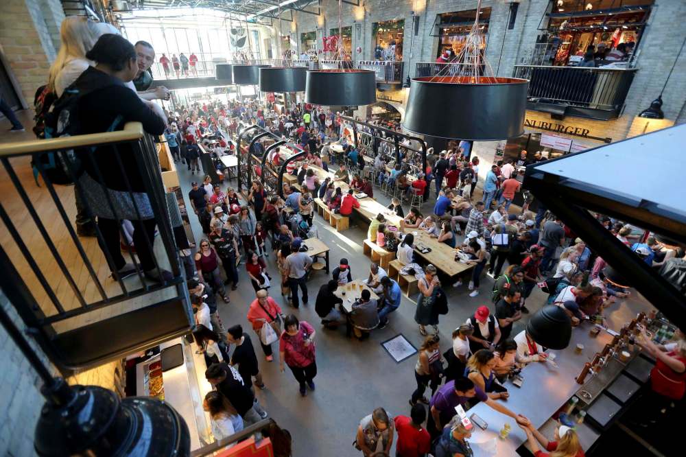 TREVOR HAGAN / WINNIPEG FREE PRESS FILES
The Forks is Winnipeg’s meeting place and attracts more than four million visitors each year. This large crowd was on hand for the Canada 150 celebrations in 2017.