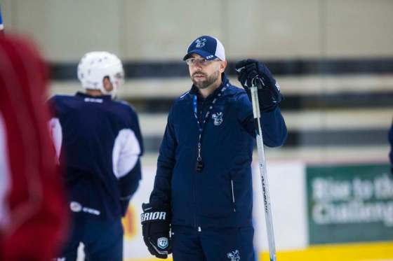 MIKAELA MACKENZIE / WINNIPEG FREE PRESS FILESManitoba Moose Head coach Pascal Vincent is seen as a key cog in the organizational pipeline of the Winnipeg Jets.